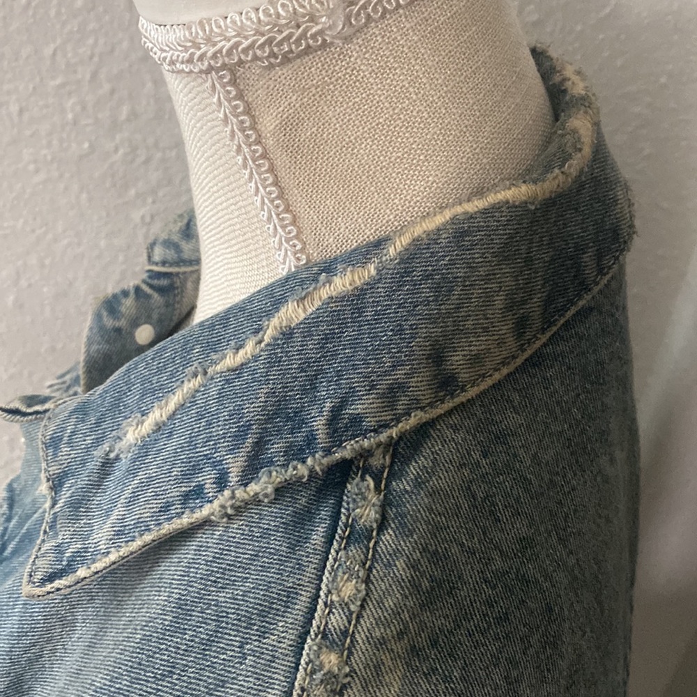 Zara Distressed Denim Jacket - Picture 6 of 11